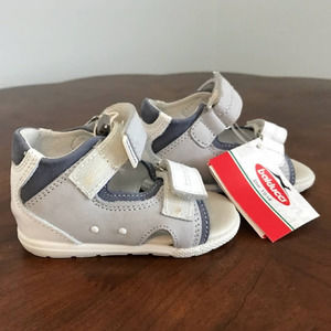 NIB - Balducci Baby Sandals